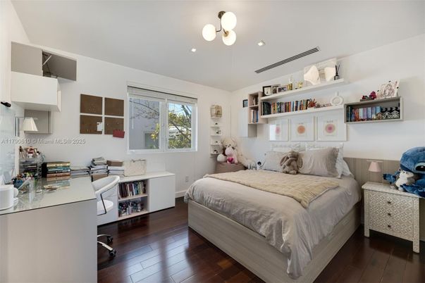 Bedroom, Home Office, Interior, Recessed Lighting, Wood Texture Flooring