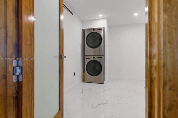 Interior, Marble, Recessed Lighting, Utility Closets, Washer