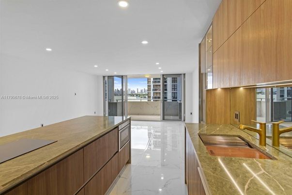 Interior, Kitchen, Marble, Recessed Lighting