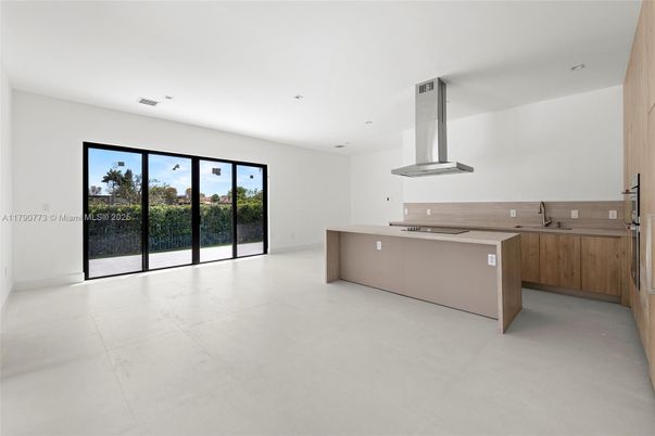 Interior, Kitchen, Recessed Lighting