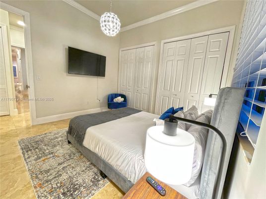 Bedroom, Interior, Pendant Lights
