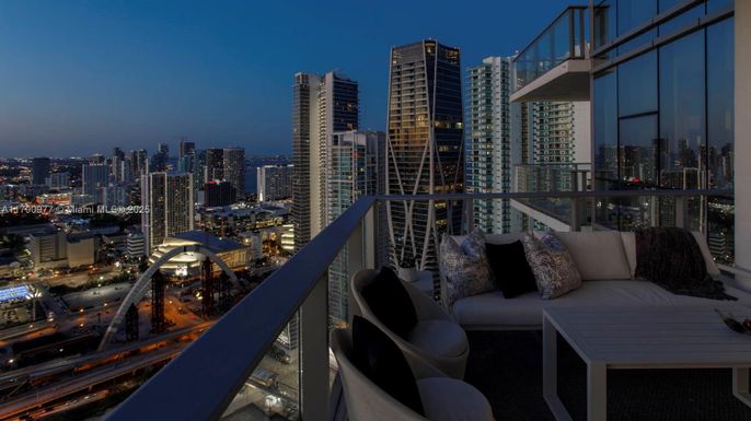Exterior, Other, Skyline