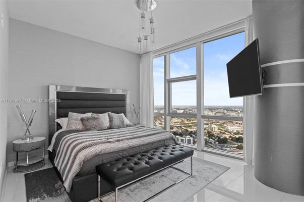 Bedroom, Interior, Water