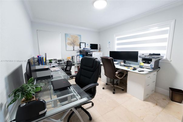Home Office, Interior, Recessed Lighting