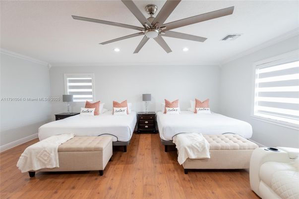 Bedroom, Interior, Recessed Lighting, Wood Texture Flooring