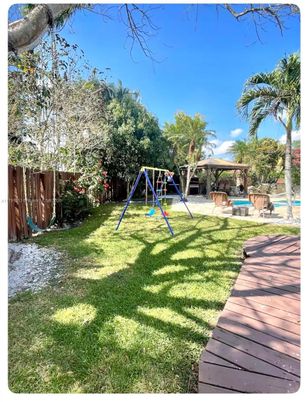 Backyard, Exterior, Playground