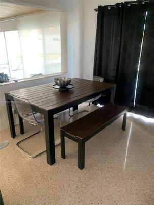 Dining room, Interior