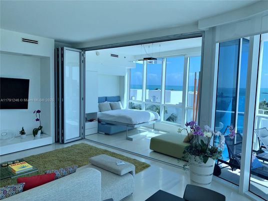 Bedroom, Interior, Living room, Water