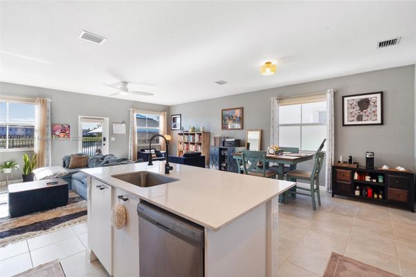 Dining room, Interior, Kitchen, Living room