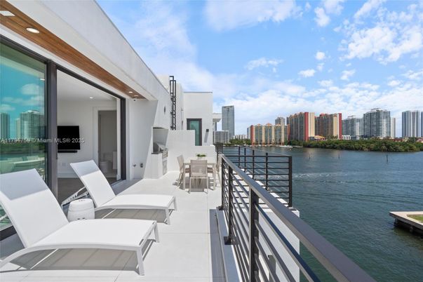 Water, Exterior, Other, Skyline