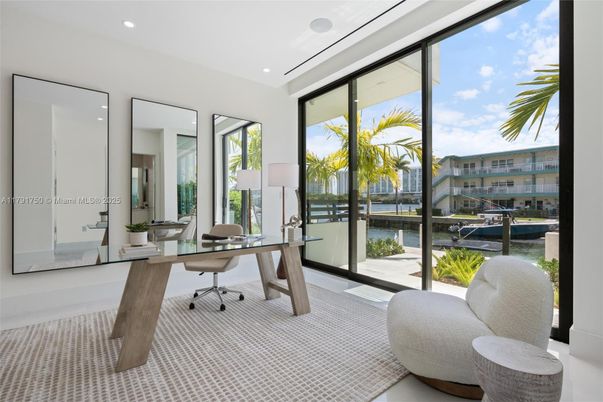Home Office, Interior, Recessed Lighting, Water