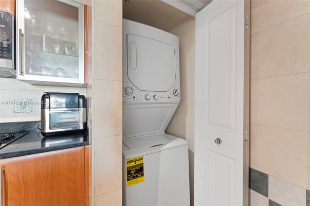 Interior, Utility Closets, Washer