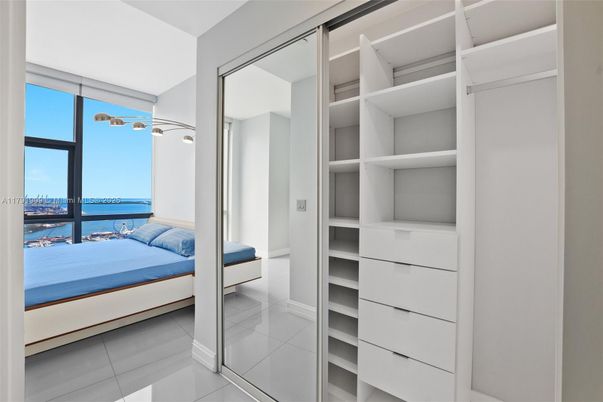 Bedroom, Interior, Water