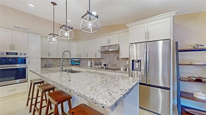 Interior, Kitchen, Pendant Lights, Recessed Lighting, Stainless Steel Appliances