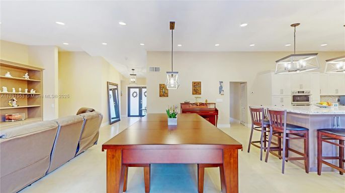 Dining room, Interior, Kitchen, Pendant Lights, Recessed Lighting