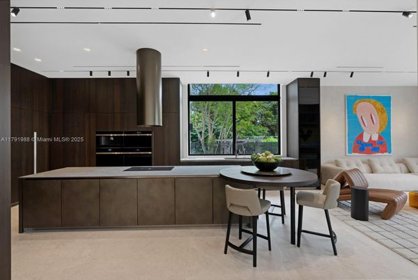 Dining room, Interior, Kitchen, Recessed Lighting, Stainless Steel Appliances