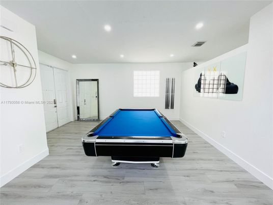 Billiard Table, Game Room, Interior, Recessed Lighting, Wood Texture Flooring