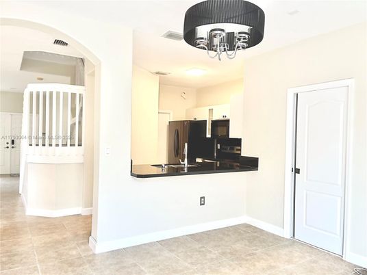 Chandelier, Interior, Kitchen