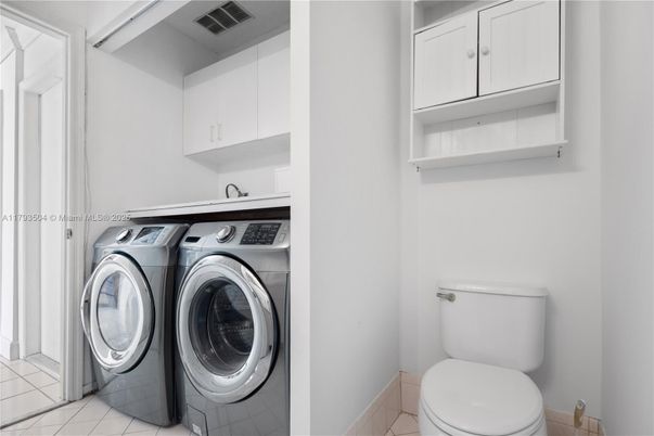 Interior, Washer