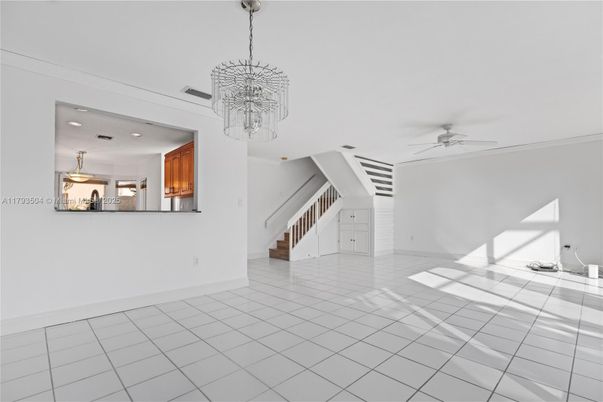 Chandelier, Empty room, Interior, Recessed Lighting