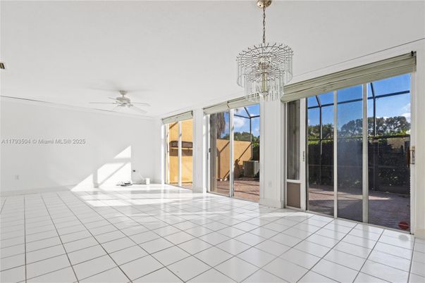 Chandelier, Empty room, Interior