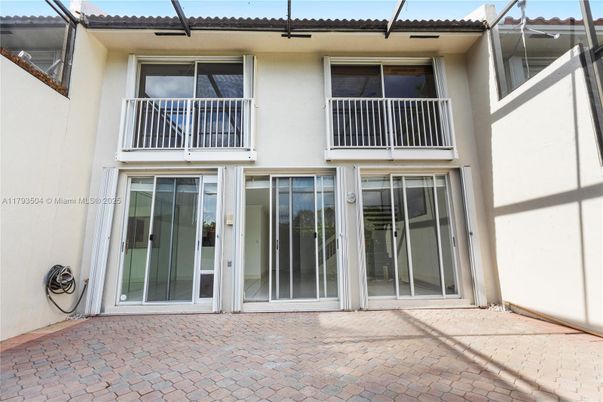 Exterior, Glass Ceilings, Sun Room