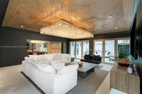 Chandelier, Interior, Living room, Recessed Lighting, Wooden Ceilings