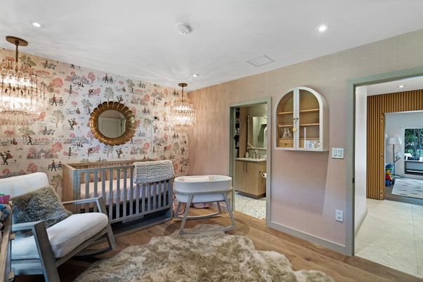 Bathroom, Chandelier, Interior, Recessed Lighting, Wood Texture Flooring
