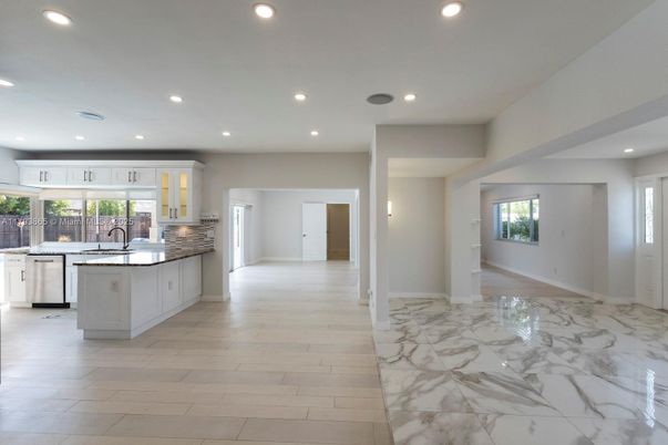 Interior, Kitchen, Marble, Recessed Lighting