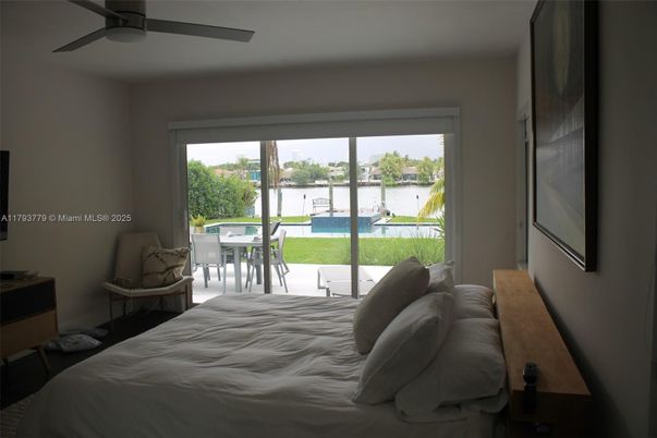 Bedroom, Interior, Water