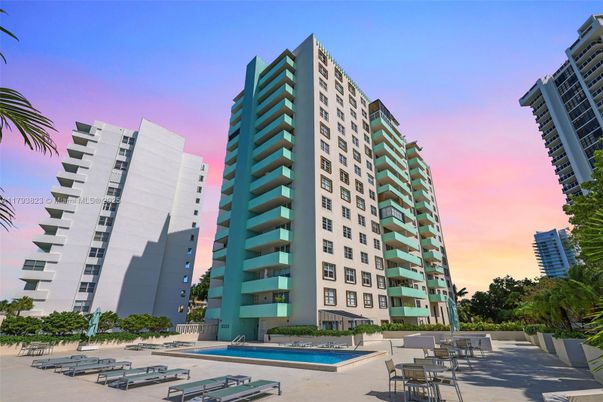 Exterior, Facade, Condo Building