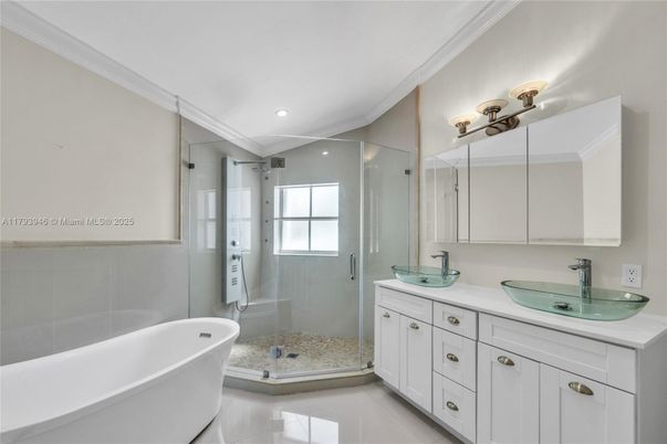 Bathroom, Dual Sink Vanities, Free Standing Baths, Glass Shower, Interior, Recessed Lighting