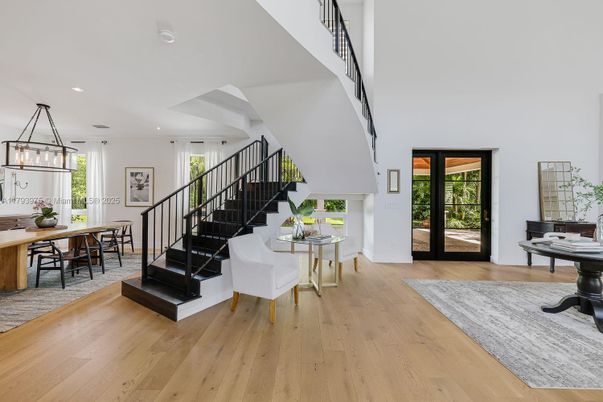 Dining room, Interior, Pendant Lights, Recessed Lighting, Wood Texture Flooring