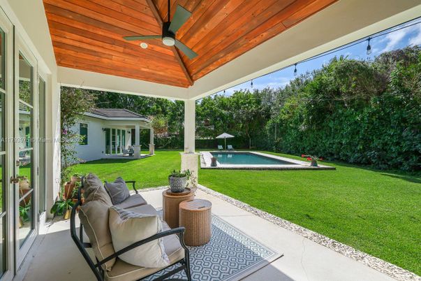 Backyard, Exterior, Pool