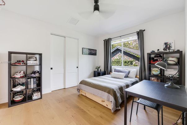 Bedroom, Home Office, Interior, Wood Texture Flooring