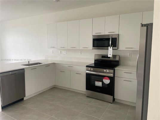 Interior, Kitchen, Stainless Steel Appliances