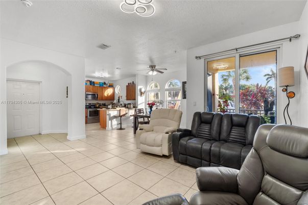 Interior, Kitchen, Living room
