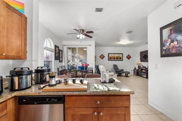 Interior, Kitchen, Living room