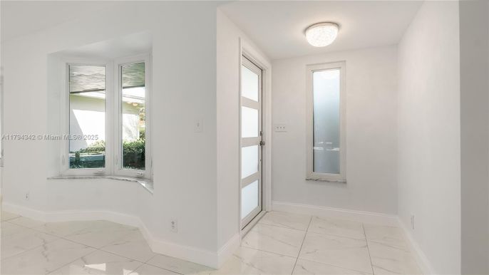 Empty room, Interior, Marble