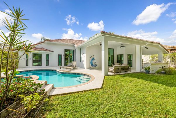Backyard, Exterior, Pool