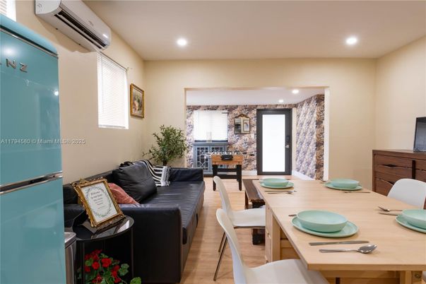 Dining room, Interior, Living room, Recessed Lighting, Wood Texture Flooring