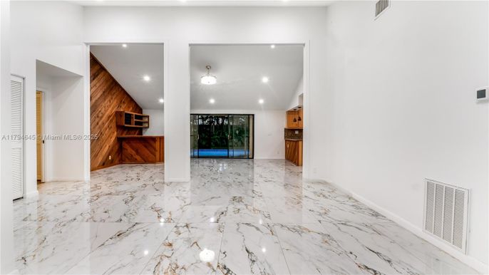 Empty room, Interior, Marble, Recessed Lighting