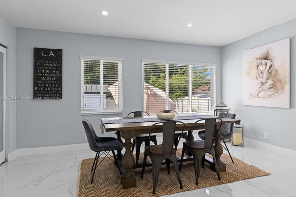 Dining room, Interior, Marble, Recessed Lighting