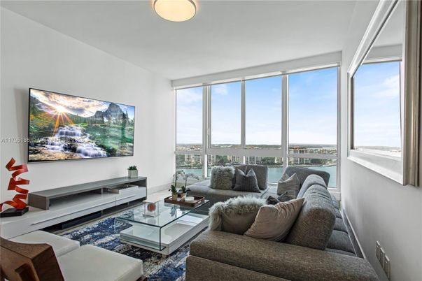 Interior, Living room, Water
