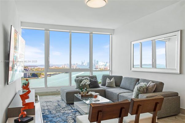 Interior, Living room, Water