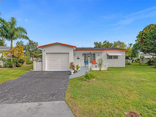 Attached, Backyard, Exterior, Facade, Ranch