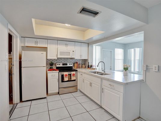 Interior, Kitchen, Recessed Lighting
