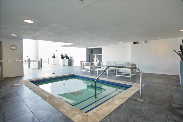 Interior, Pool, Recessed Lighting