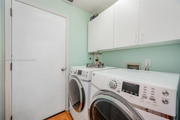 Interior, Washer