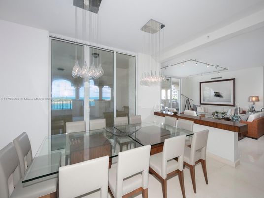 Dining room, Interior, Living room, Pendant Lights